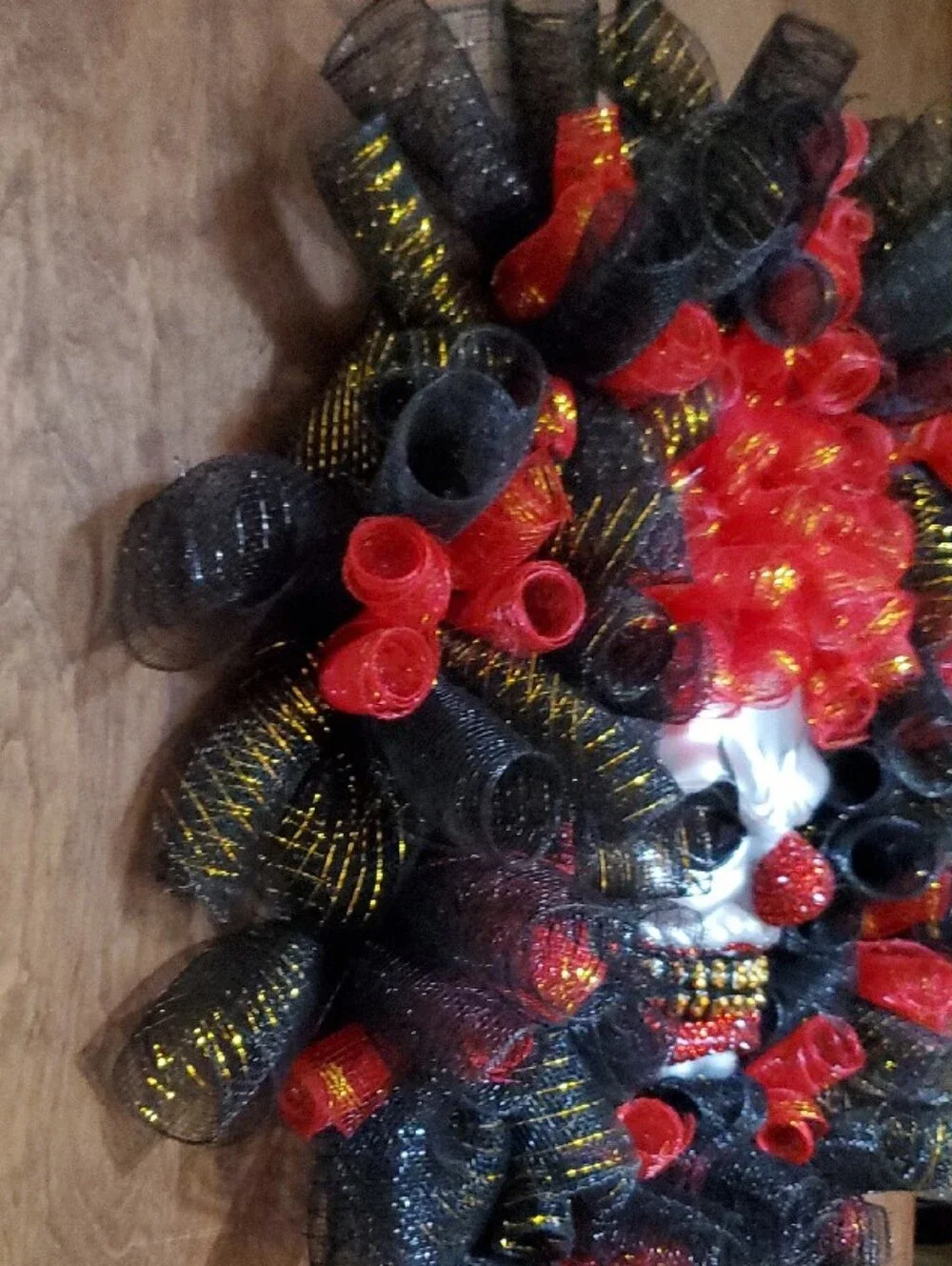 Red & Black Clown Holiday Wreath - Dramatic Halloween Door Accent